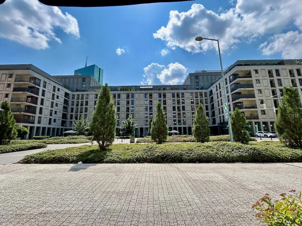 Apartament Niepokorny Варшава Польша